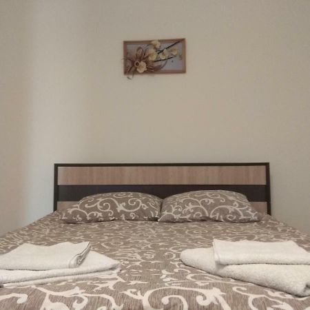 Appartement Затишна Квартира à Rivne Extérieur photo