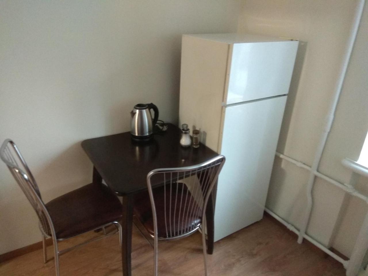 Appartement Затишна Квартира à Rivne Extérieur photo