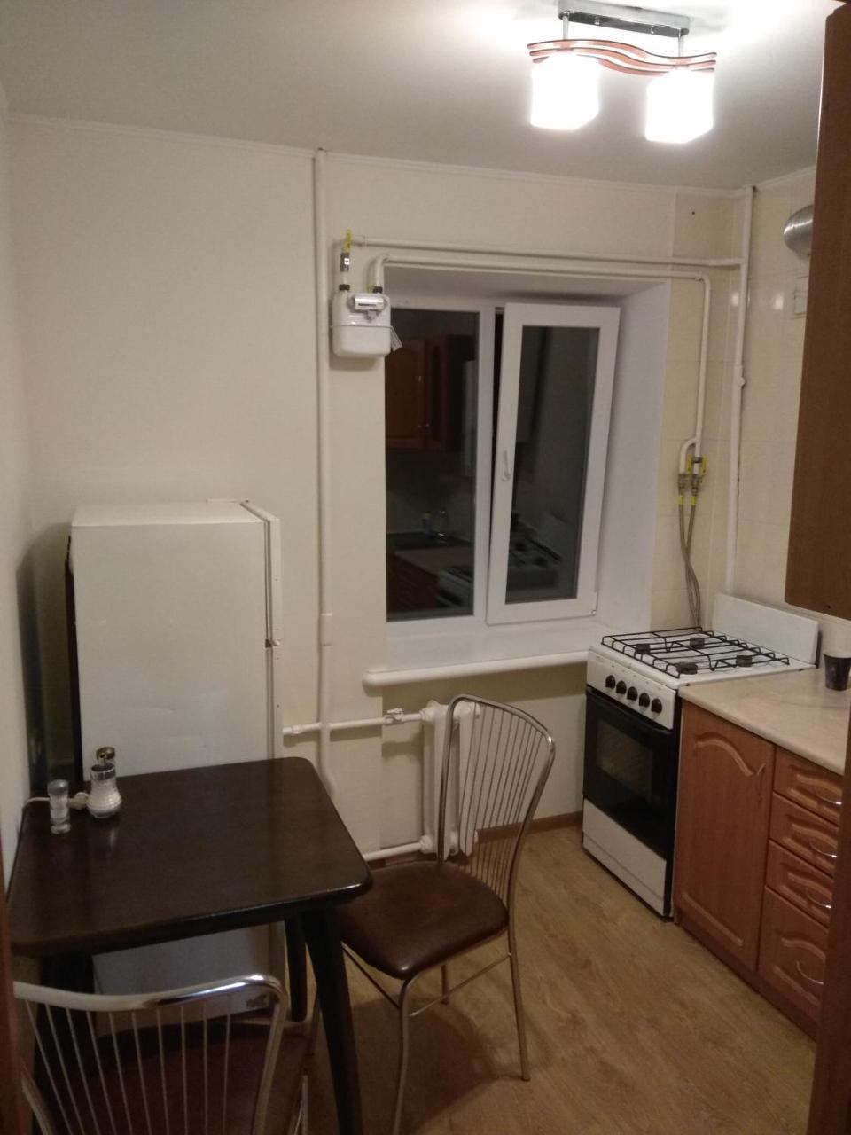 Appartement Затишна Квартира à Rivne Extérieur photo